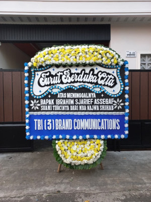 Papan Bunga Duka di Sampoddo